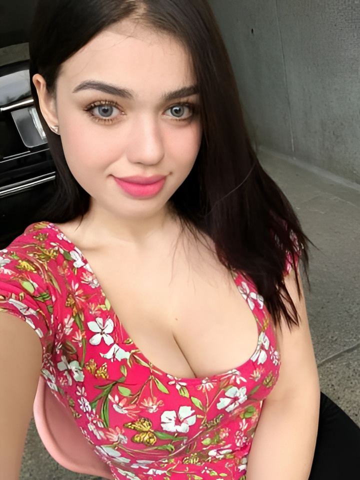 Илона привлекальеная девушка из Истры цена от 10000 руб