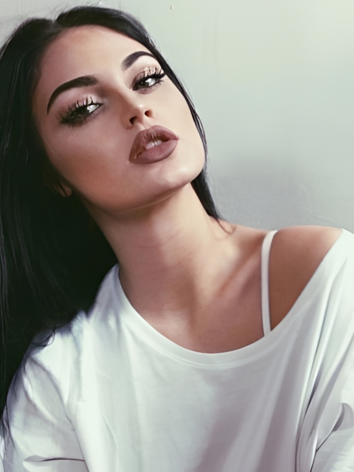 Моника привлекальеная девушка из Истры цена от 3000 руб