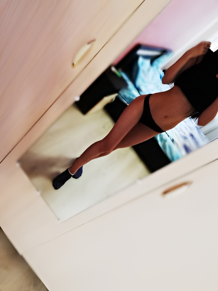 Индивидуалка Устина, доступна для личного знакомства от 2000 руб