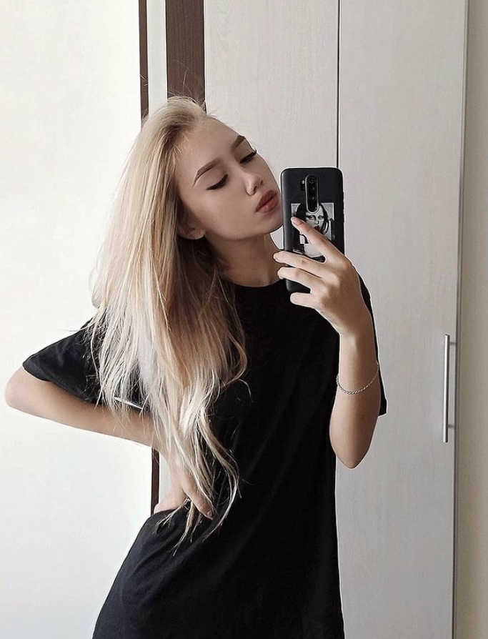 🎥 Вивьен привлекальеная девушка из Истры цена от 3500 руб