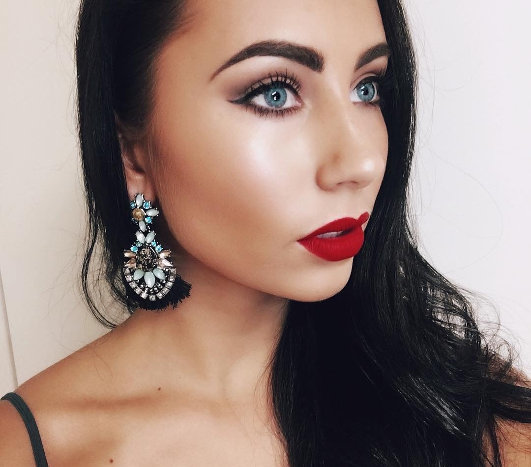 Александра привлекальеная девушка из Истры цена от 3000 руб