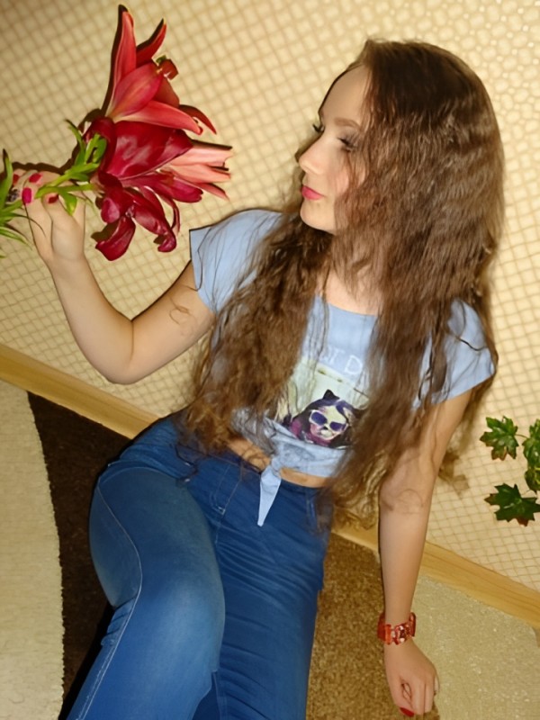 Эмма привлекательная девушка из Истры цена от 10000 руб